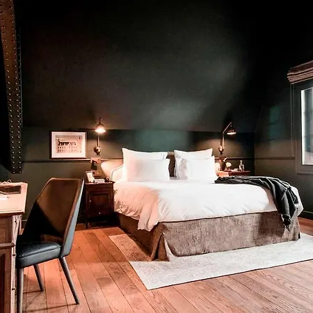 1898 The Post Otel Gent