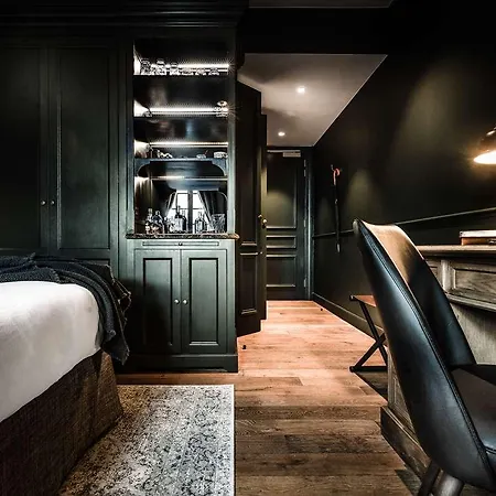 1898 The Post Hotel Gent